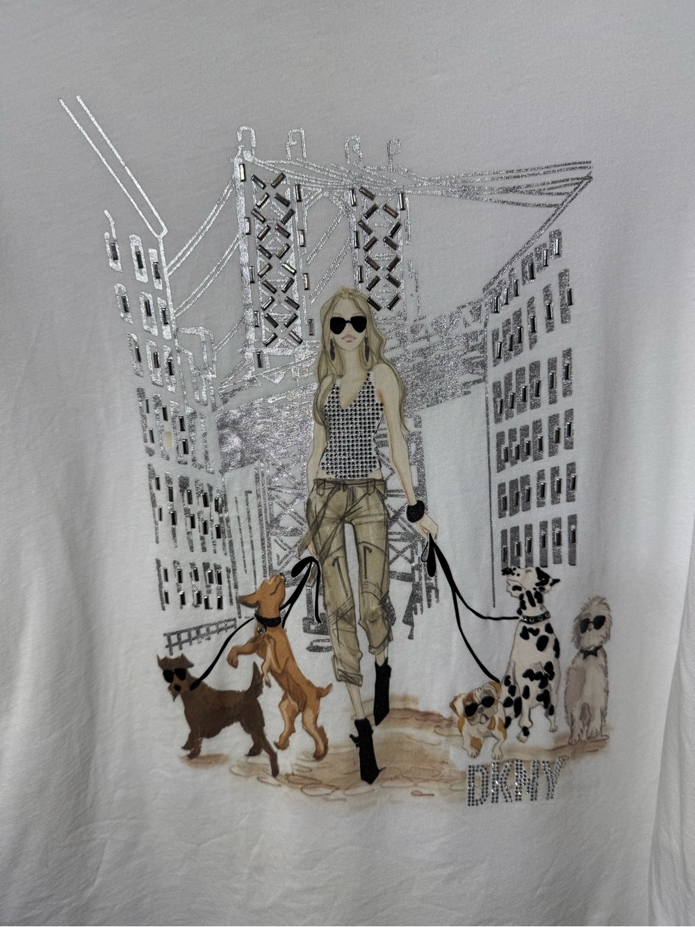 Dkny White Graphic Dog Walk Tee with Silver Accents